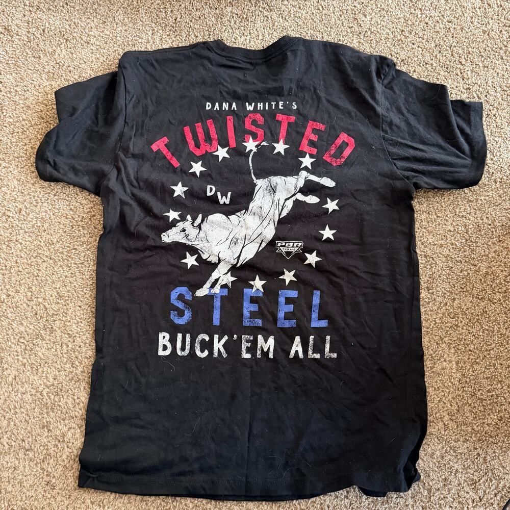 Dana White's Twisted Steel Rodeo Bull UFC Shirt Black Size Medium